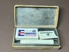 Vintage safety razor red star