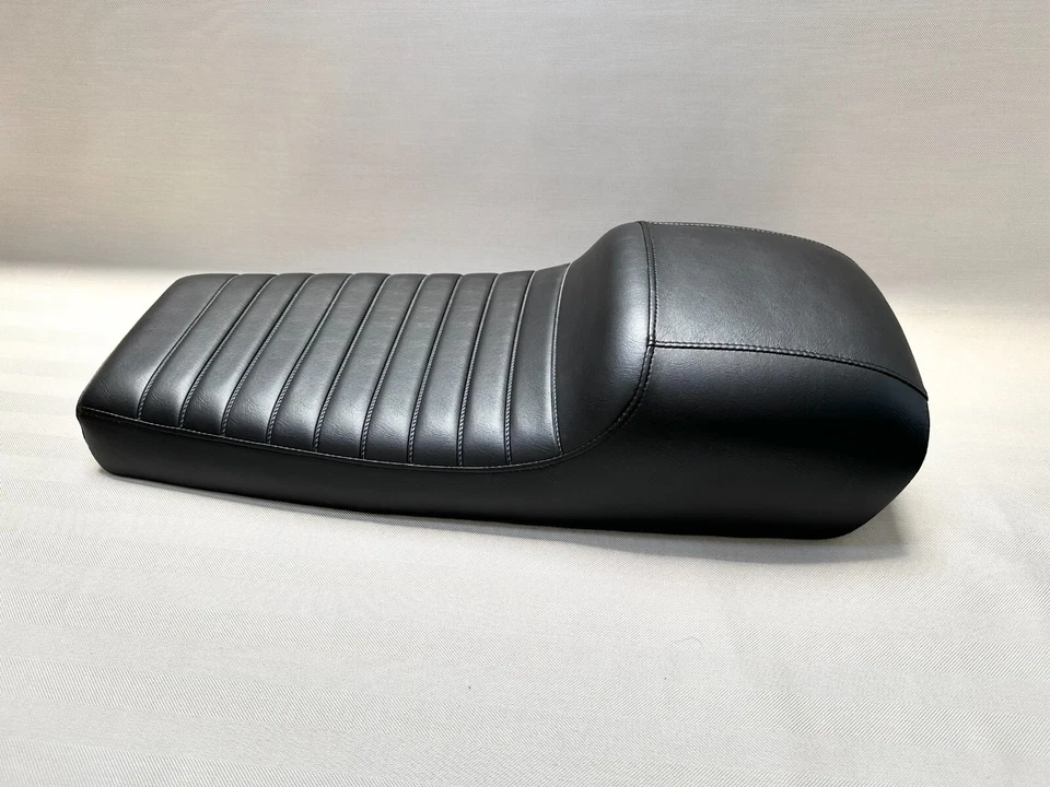 Asiento de motocicleta Suzuki GS550 B C E N 1977-1981 estilo clásico bandeja metálica. GS550. Foto 2 de 4