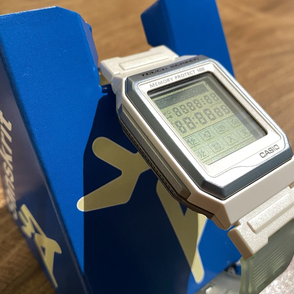 Casio VDB-200SJ-2BT Rare Vintage TouchScreen Watch NOS NIB Casio VDB-200SJ-2BT Rare Vintage TouchScreen Watch NOS NIB