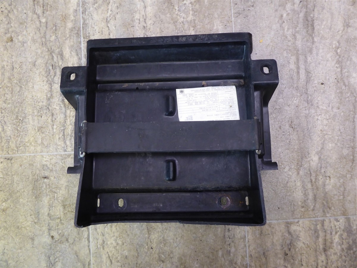 1989 Kawasaki ZX750 H Ninja K174-2) tool box tray | eBay