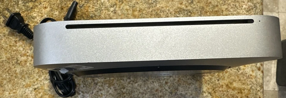 Apple Mac Mini A1347 Intel Core 2Dou 2.4GHz 2GB RAM 320GB OFFICE 2011Yosemite OS - Image 3 of 4