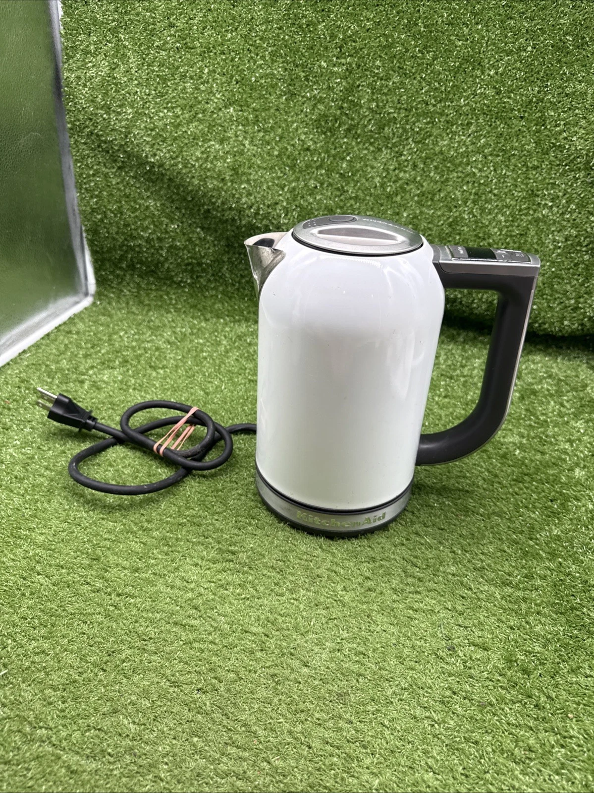 1.7 LITER KitchenAid ELECTRIC KETTLE Model KEK1722WH - White Tested S3