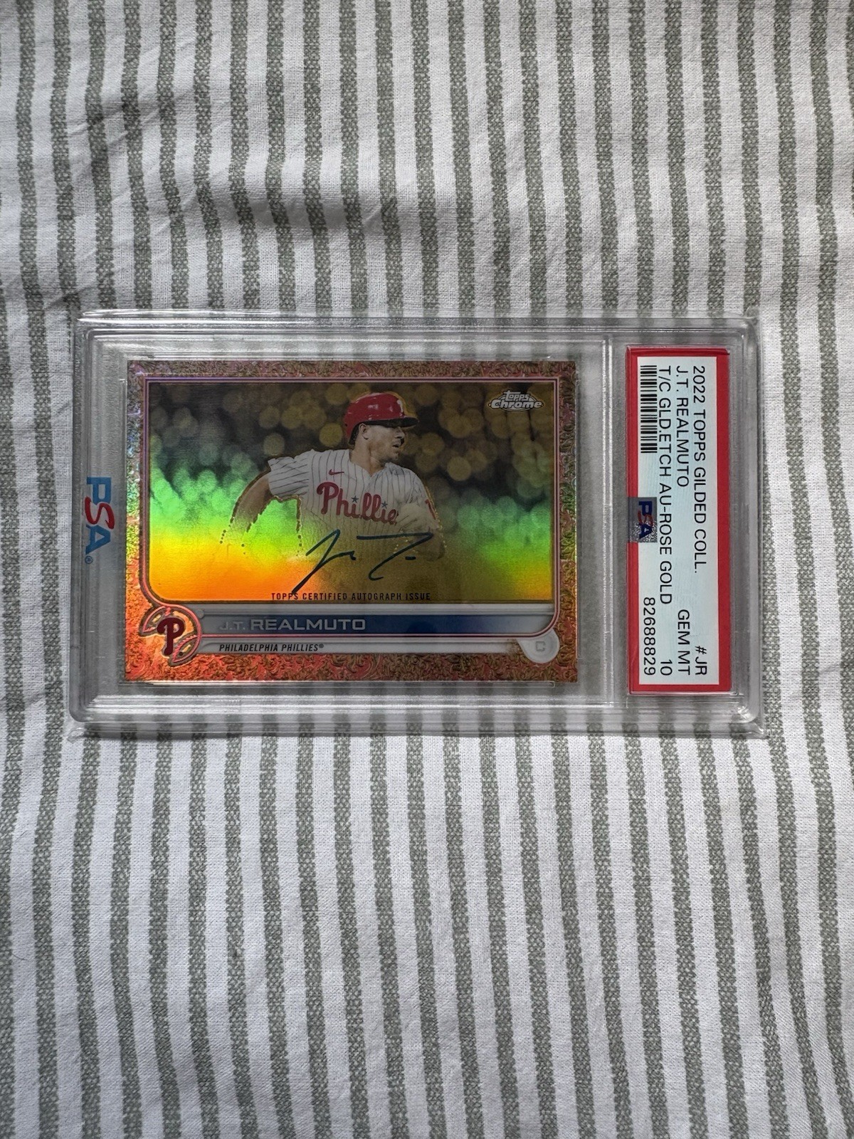 2022 Topps Chrome Gilded Etch J.T. Realmuto Rose Gold Auto /25 Phillies PSA 10 view 3