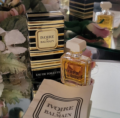 Old Formula Ivoire De Balmain Perfume Eau De Toilette 0.25 oz Boxed