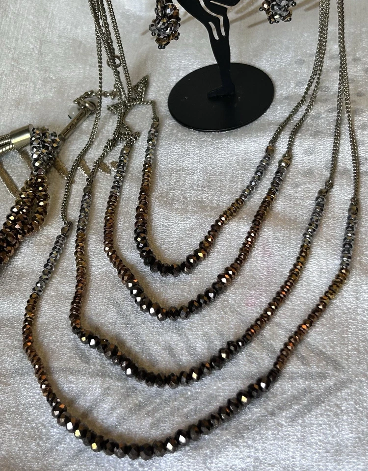 Kenneth Cole Ombre necklace bracelet and hoop earrings Set - Image 2 of 4