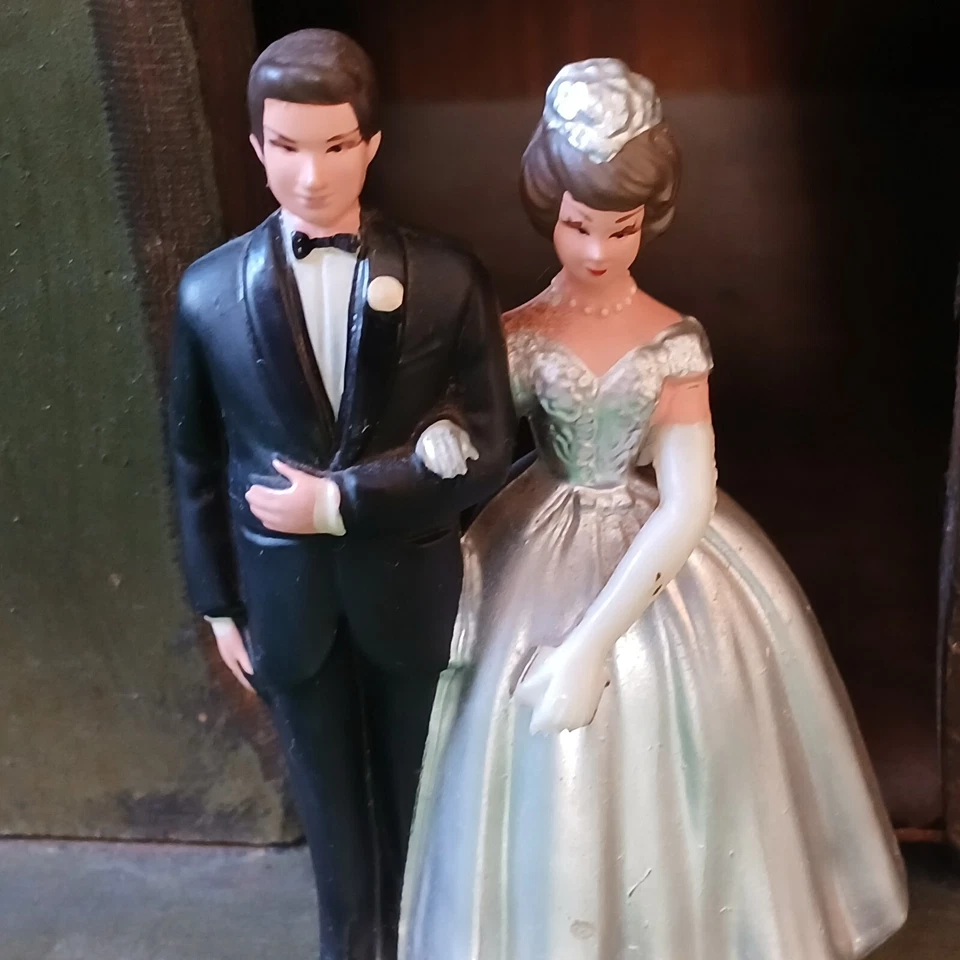 DE COLECCIÓN ADORNO DE PASTEL DE BODA WILTON NEGRO/PLATEADO HECHO EN HONG KONG AÑOS 60 3,5" Foto 4 de 4