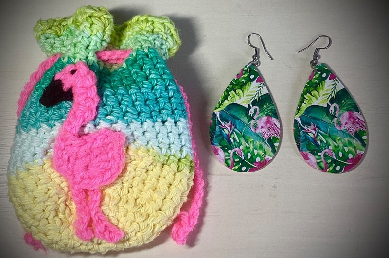 TROPICAL FLAMINGO Tear Drop Earrings  2” Long. With a  Handmade Crochet Pouch