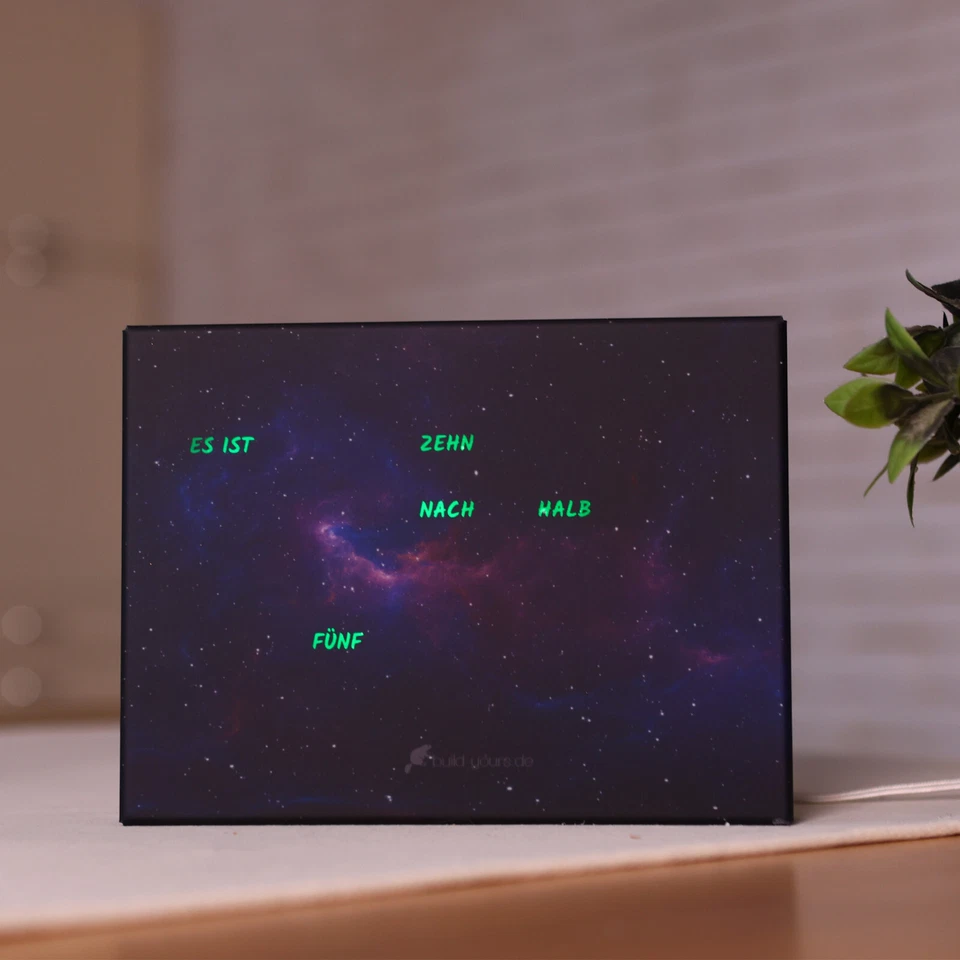 BoxClock Beyond Space- Die Wortuhr für den Schreibtisch - LED Standuhr - Bild 3 von 4
