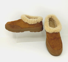 LL Bean Women's Shearling Suede Indoor Outdoor Slipper Booties Moccasins 9 9.5