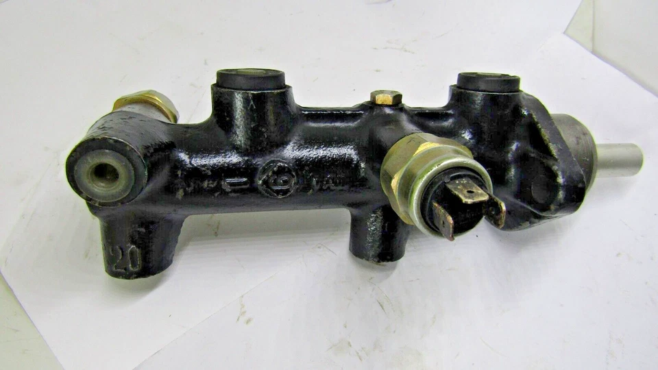 Cilindro maestro de freno Beck/Arnley 072-8023 NUEVO Foto 3 de 4