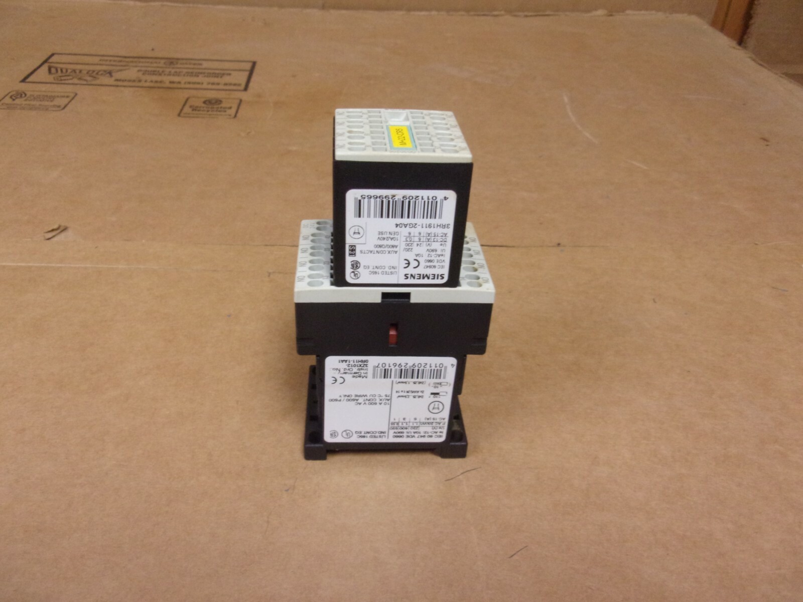 Siemens 3ZX1012-0RH11-1AA1 Contactor With 3RH1911-2GA04 Auxiliary ...