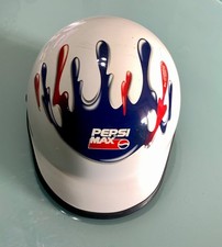Raro casco promozionale prodotto da OSBE, con decorazione ufficiale Pepsi Max