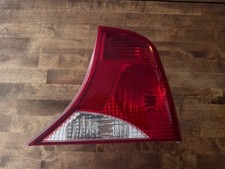 2000-2004 Ford Focus Right Passenger Side Tail Light Assembly Oem