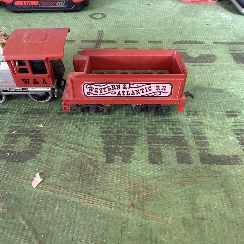 Tyco Mantua HO Scale Western & Atlantic 4-6-0 Steam engine with Tender Vtg Set - Image 3 of 4