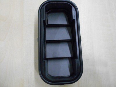 Mercedes-Benz  original Entlüfter Klappe Sprinte 903 905 906 909 A9018300042