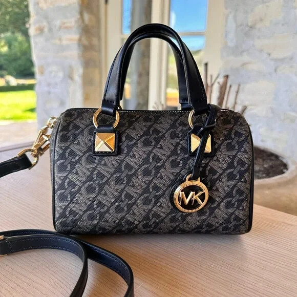 【MICHAEL KORS】 MICHAEL KORS Grayson Small Empire Signature Logo Duffel