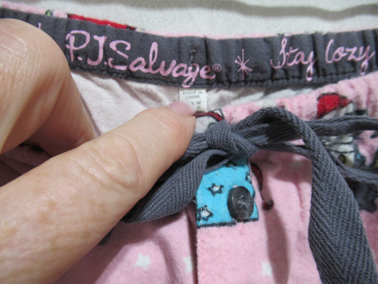 P.J. Salvage Size Medium Christmas Time Presents Kitty Flannel Pajama Bottoms