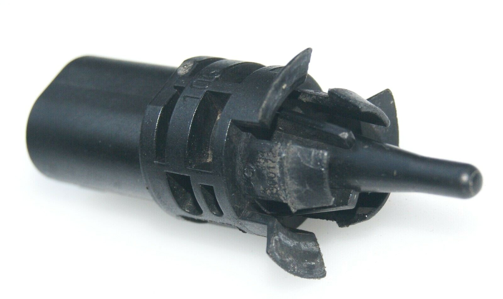 MN148968 Genuine Mitsubishi Colt & Smart Outside Temperature 