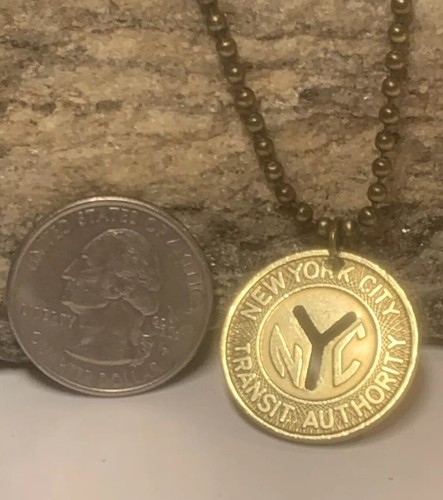 70er Jahre NYC U-Bahn Medaille Anhänger Halskette - Vintage New York City. Tolles Geschenk 🎁 - Bild 7 von 10