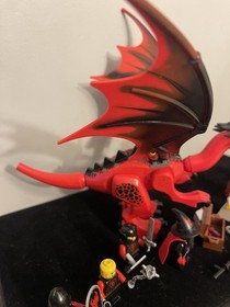 LEGO Castle 70403 Dragon + 7 Mini Figures w/ Extras!