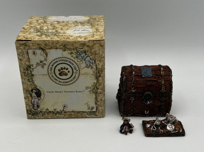Boyds Bears - Indy s Treasure Chest w/Pirate McNibble Treasure Box - 392103
