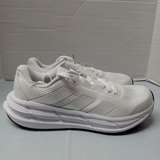 Adidas Questar 3 W Cloud White Core Black Running Women  s Size 7.5 NWOB