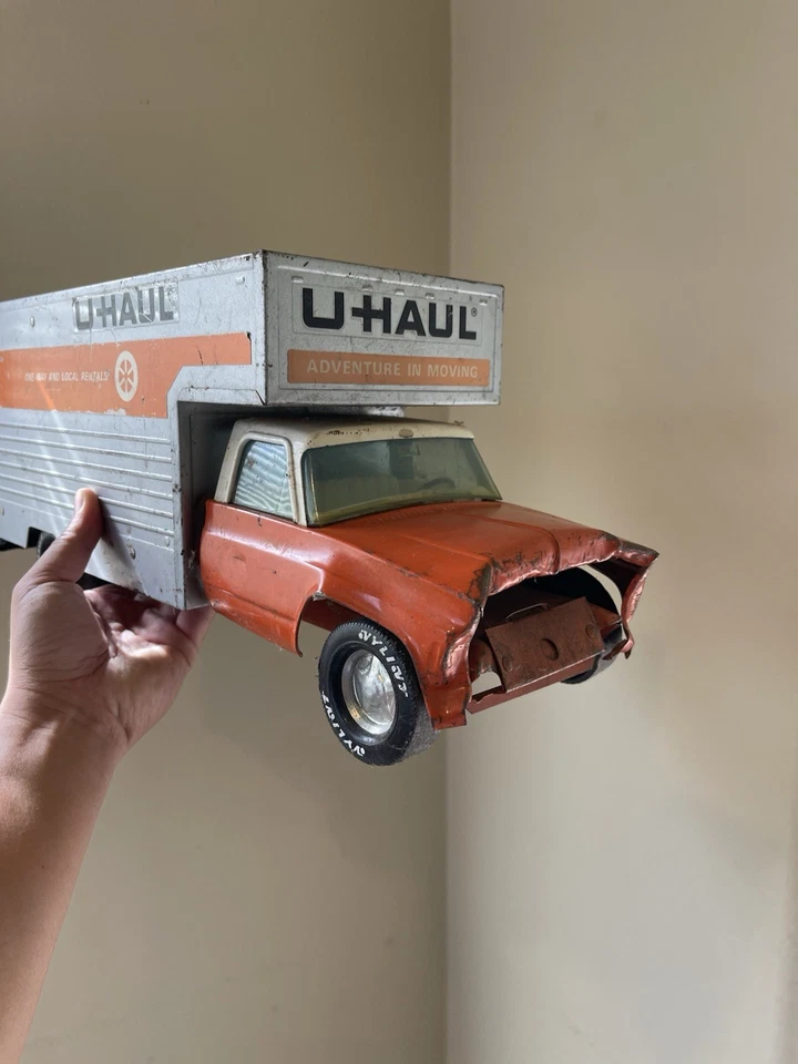 Винтажный макси-двигатель 1970-х Nylint Ford U-Haul прессованная сталь грубое состояние товара - Изображение 2 из 4