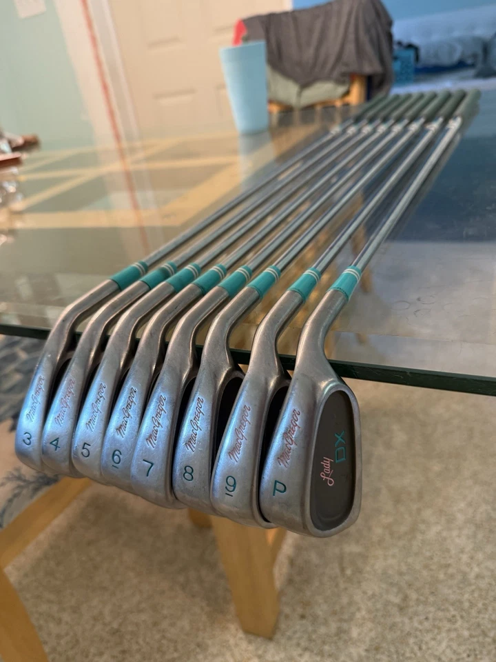 MacGregor Lady DX Iron Set 3-PW / Ladies Petite Length Steel / RH / Lite Wear - Image 2 of 4