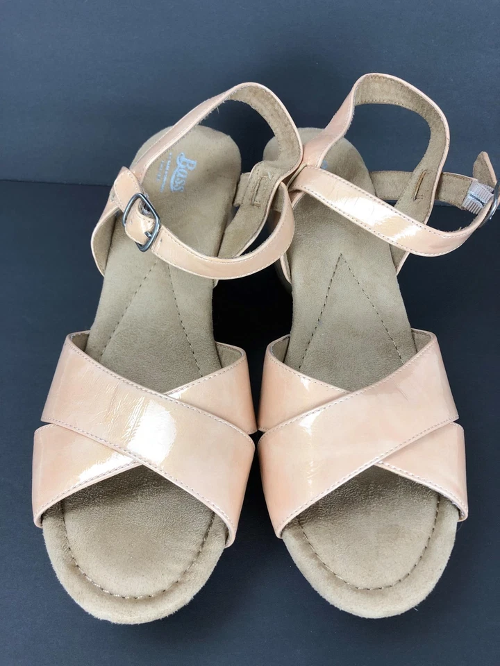 Sandalia de cuña con plataforma de bajo beige charol cuero 10 correas de hebilla zapatos de tacón de corcho Foto 3 de 4