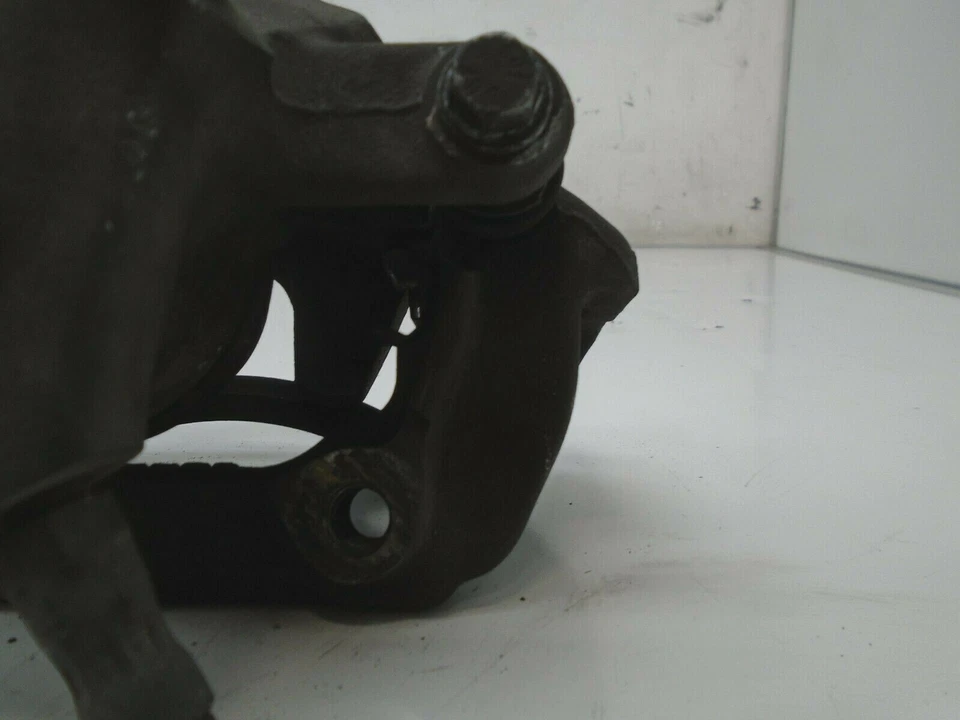 PINZA FRENO DELANTERA IZQUIERDA MERCEDES-BENZ C230 02-05 68494 OEM YD91210 Foto 4 de 4