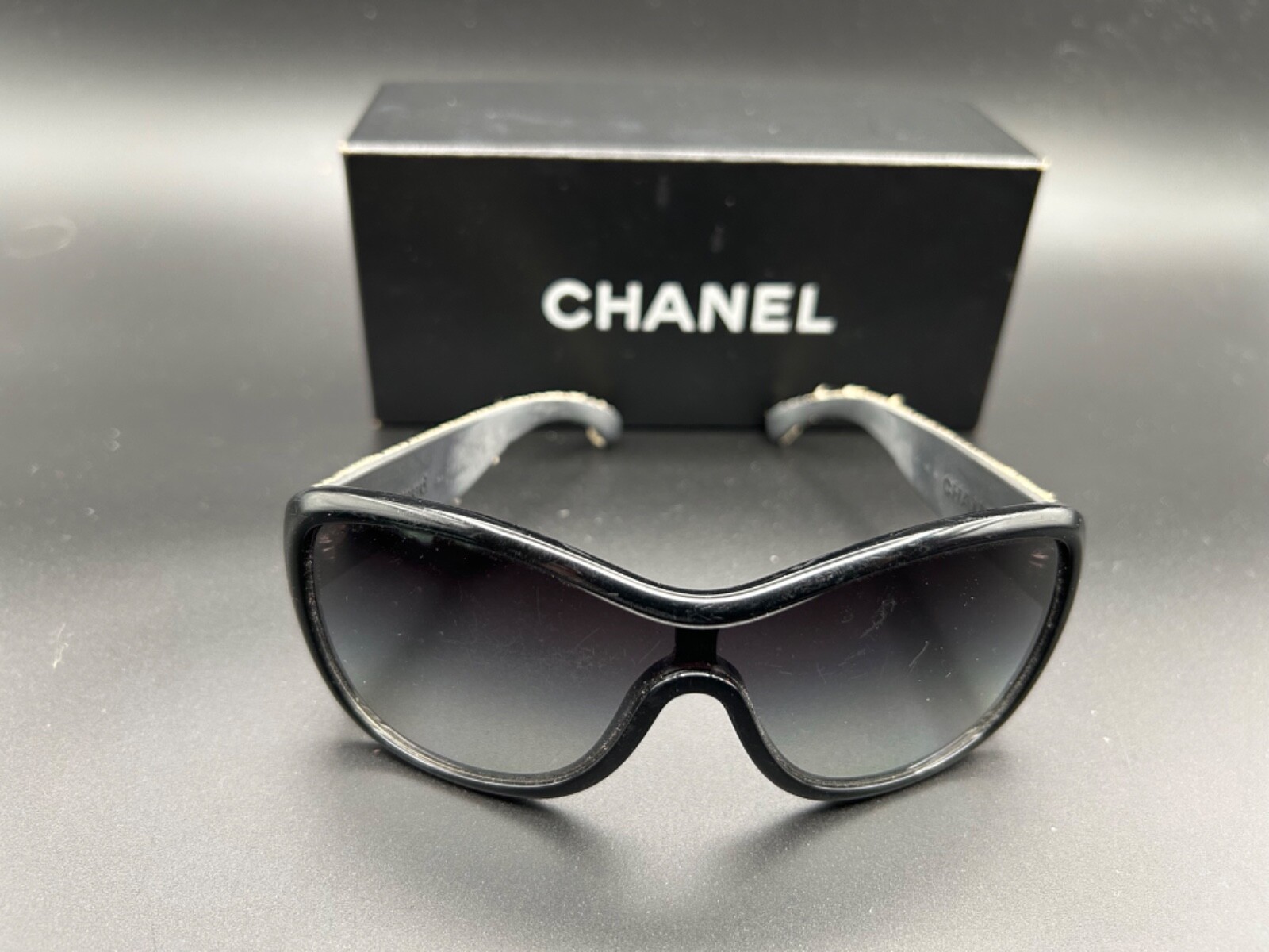 CHANEL Black Oversized 5242 Sunglasses Tweed Temples Original Leather Case Chic!
