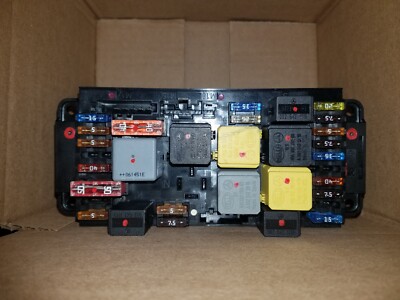 2001-2009 MERCEDES W203 C230 C280 CLK350 FRONT SAM FUSE BOX RELAY CONTROL MODULE