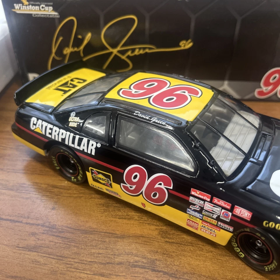 Action 96 David Green 1997 Monte Carlo Nascar 1 de 3500 1:24 Diecast Car Nuevo Foto 3 de 4