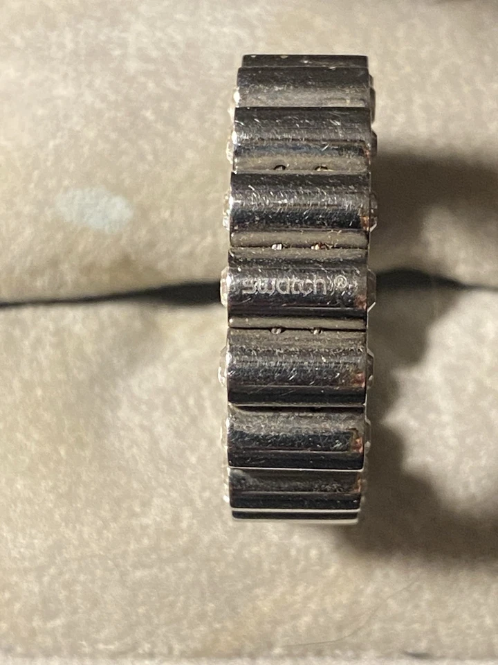 SWATCH Anello Bijoux mod. LUSTRO in Acciaio con Zirconi Bianchi - Immagine 2 di 4