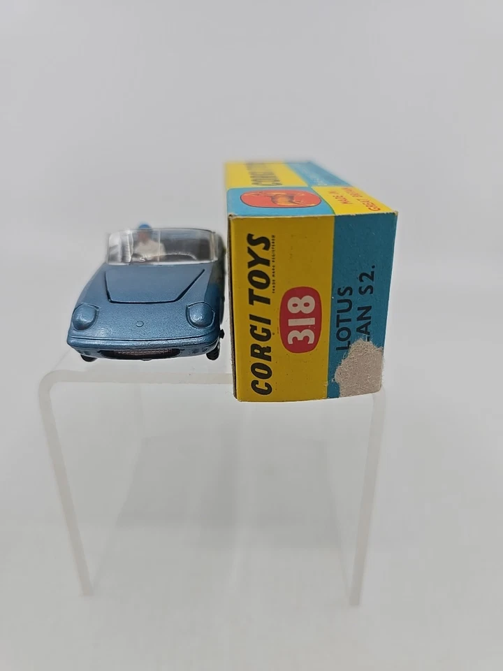 CORGI TOYS 318 LOTUS ELAN S2 Open Top Boxed Blue "I've got a Tiger in my Tank" - Image 2 of 4