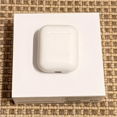 Apple AirPods (2nd generation)