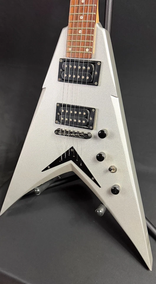 Dean VMNTX Dave Mustaine V Electric Guitar Metallic Silver Finish - Image 4 of 4