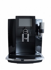 Jura S8 Kaffeevollautomat Schwarz/Chrom – gepflegt – inkl. Bluetooth & Zubehör