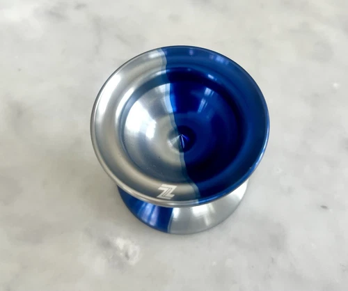 Zeekio Angler Unresponsive Yo-yo, Blue Catfish Colorway