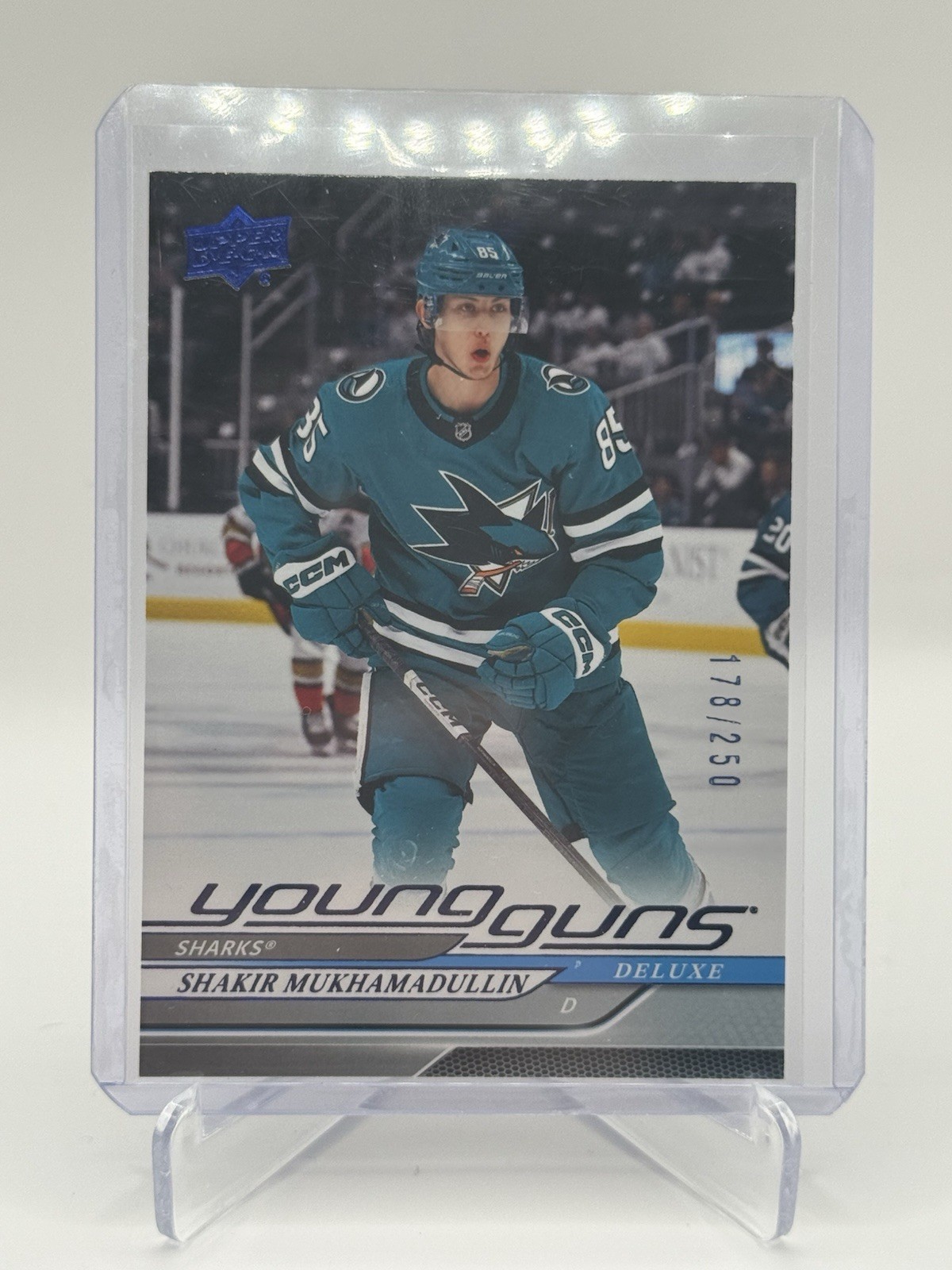 2024-25 Upper Deck Series 1 Young Guns Shakir Mukhamadullin #211 Deluxe /250