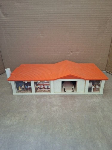 Hot Wheels Super Charger Restaurant Garage Mattel Vintage 1968 Works!