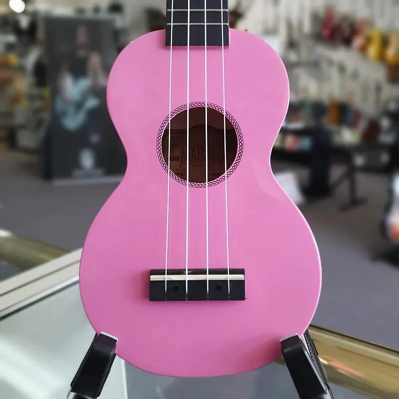 Mahalo Soprano Ukulele - 4 strings - pink - cover included - brand new - image 3 of 4
