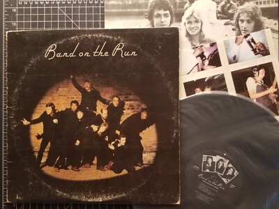 PAUL McCARTNEY Band On The Run 1973 VG+/VG w/ POSTER & INNER Vinyl