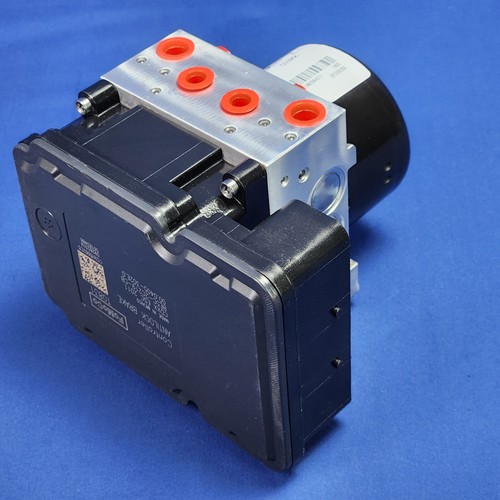 ๐
2010 2011 Ford Fusion Lincoln MKZ ABS Pump Control Module BE5C-2C405-CC ๐
- Picture 7 of 13