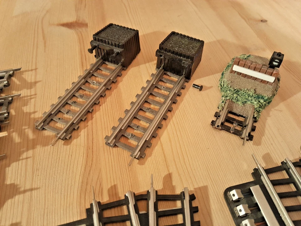 74 x Piko H0 GDR Cardboard Threshold Tracks + Points, Used, Very Nice - Image 4 of 4