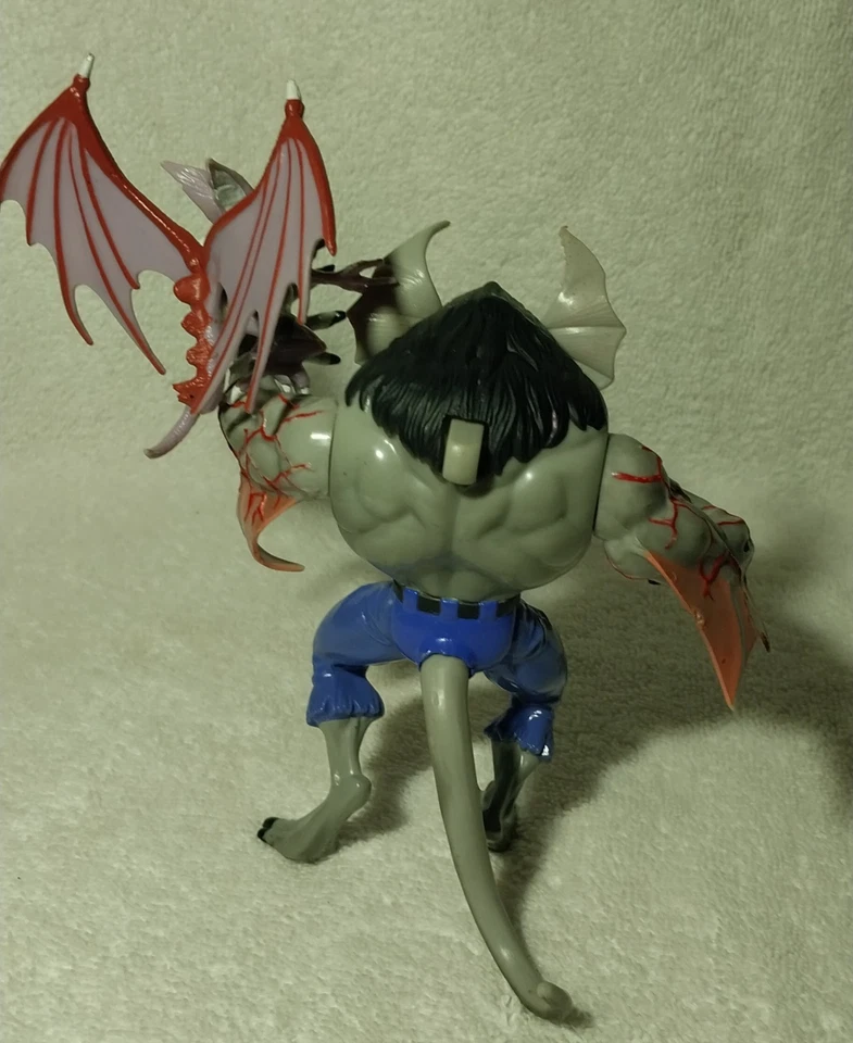 MORBIUS UNBOUND BLOOD PUMPING VAMPIRE WARS ACTION FIGURE TOYBIZ 1996 SPIDER-MAN - Image 3 of 4