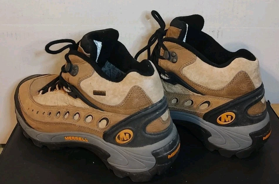 Merrell Pulse GoreTex Mid Smoke Women's Size  11 Outdoor Lace Up Hiking Boots - Image 3 of 4