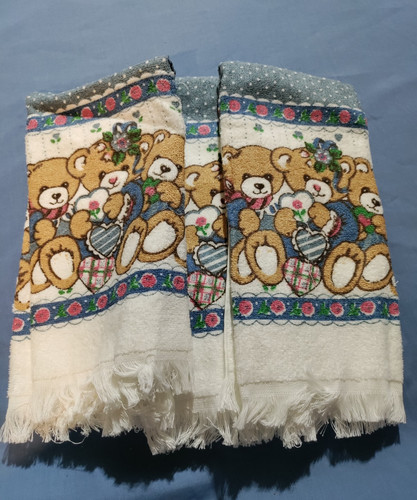 3 Vtg Franco Teddy Bear with Hearts Kitchen Towels 21 1/2" x15" Pre-Owned New