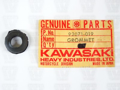 Kawasaki NOS NEW 92071-019 Harness Grommet 10mm Z1 W1 W2 A1 A7 C2
