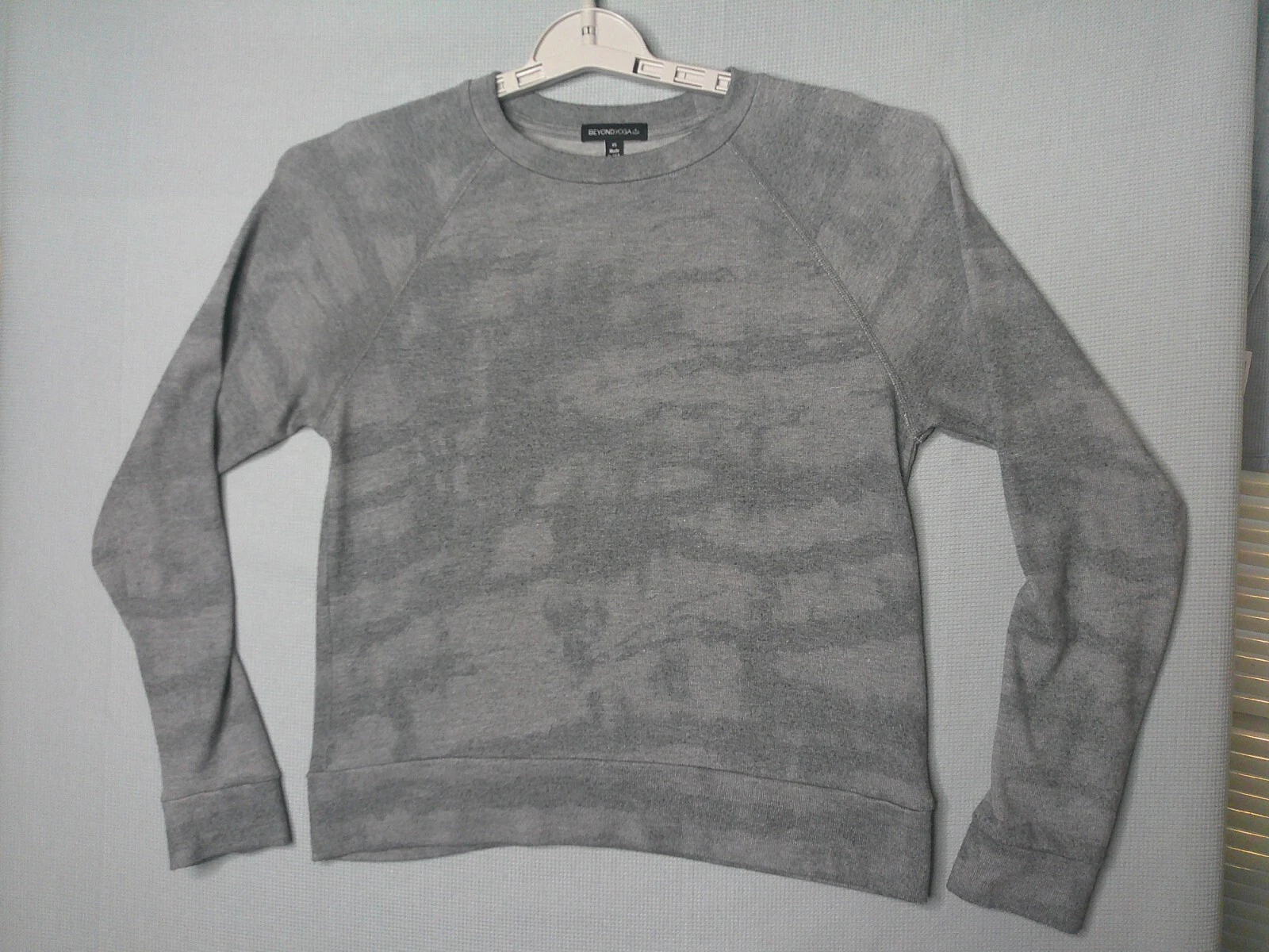beyond-yoga hacci raglan all over aop usa made sweatshirt